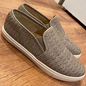 Steve Madden Excel Slip Ons